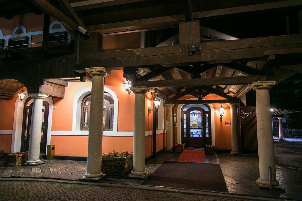 Hotel Posta R.T.A. Madonna Exteriér fotografie